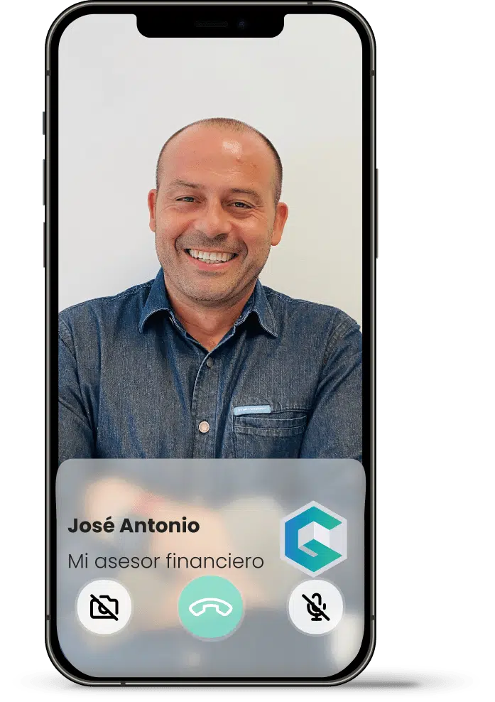 Videollamada con José Antonio, tu experto hipotecario de hipoexpert, desde la plataforma en el móvil